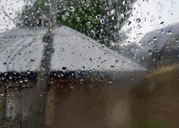Rains Lash Plains In J&K, MeT Predicts More Till May 26