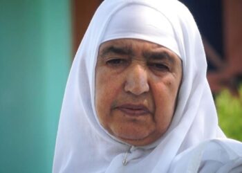 Unschooled yet unstoppable: Meet Bandipora’s coded poet whose work ‘demonstrates the power of creativity’