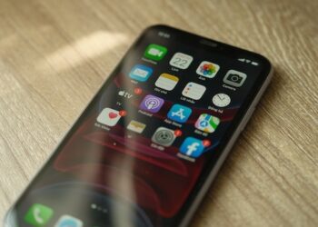 Apple iOS 16.5 is out: Should you update?