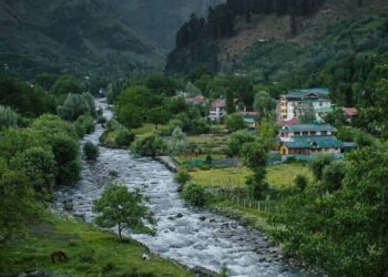 World Tourism Day: Around 11 lakh visitors throng Pahalgam this year