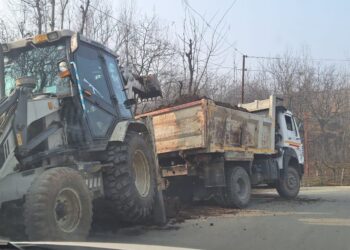 Illegal soil extraction goes on unabated in Kund area, admin silent