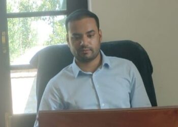 Sheikh Saifullah assumes charge as BDO Qazigund