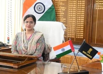 DC Kupwara reviews Winter preparations, directs officers to submit action plans