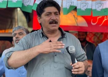 “Had no intention”: Hilal Lone on not standing during national anthem at SKICC