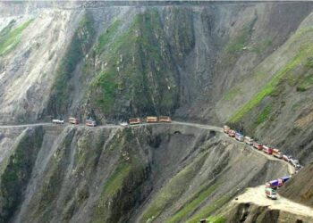 Traffic restored on Bandipora-Srinagar Road, BDS clears suspicious object
