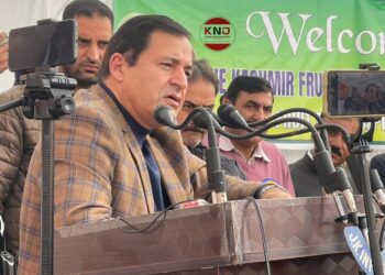 Those hindering Sopore fruit Mandi development will be dealt with strictly: Minister