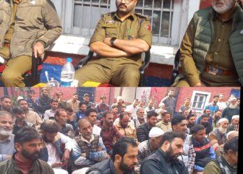 You should feel confident in reaching out for assistance: SDPO Qazigund to peope in PCPG meet