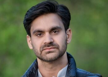 People of Kashmir shouldn’t feel betrayed: Waheed Parra on “special status” resolution