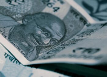 UP Men Used YouTube Tutorial to Print ₹500 Notes on ₹10 Stamp Paper