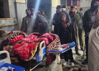 Sakeena Itoo conducts surprise inspection of District Hospital Kulgam, takes assessment of medical care services