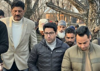 Ensure timely snow clearance, delivery of essentials in Devsar constituency: MLA Devsar tells Admin
