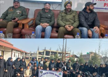 Traffic Police Rural Kashmir Organizes Awareness Programme at Govt Degree College Qazigund