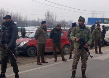 Ahead of PM Modi’s visit to Kashmir Security beefed up along Jmu-Sgr National Highway