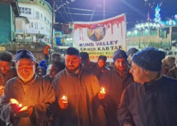 Aakhir Kab Tak…Candlelight marches held across Kulgam against Ex-solidier’s killing