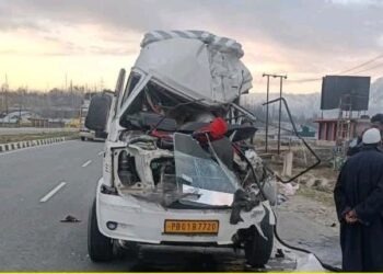 9 tourists injured in Qazigund road accident