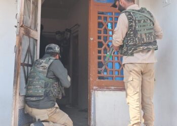 Kulgam Police raids houses of terror associates at Multiple locations in Kulgam district