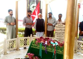 NC District Vice President Anantnag Imran Amin Shah Offers Prayers at the Shrine of Late Begum Akbar Jehan Abdullah