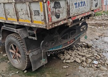Illegal mining: Eight vehicles seized in Kulgam