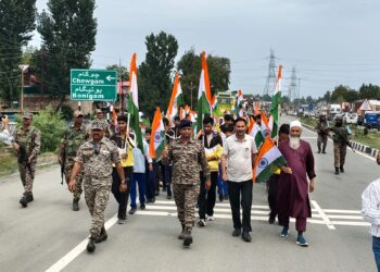 Ahead of I-Day: CRPF 46th Battalion organises ‘Tiranga Rally’ in Qazigund