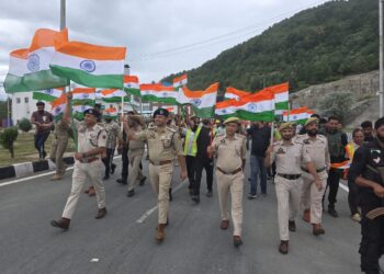 Kulgam Police organises mega Tiranga rally at Qazigund, Kulgam