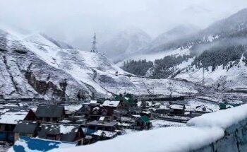 Snowfall at Sonamarg brings hope for tourism revival