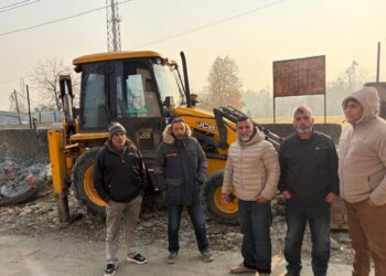 4 JCBs among 13 vehicles seized for illegal mining in Kulgam