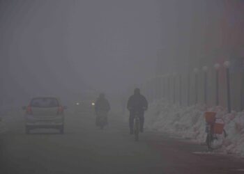 Air quality turns ‘severe’ as AQI nears 300 in Valley