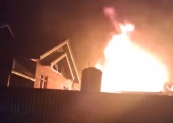 Massive Fire Damages Two Residential Houses in Khudwani Kulgam
