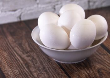 J&K Govt Orders Probe Into Alleged Adulterated Eggs in Market