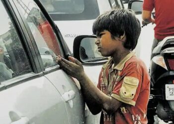 Strict action will be taken against child labour, begging, says DC Kulgam
