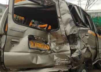 Girl among 6 Injured After Truck Hits Tavera in Qazigund, 3 Critical