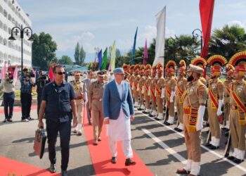 Darbar Move resumes in Srinagar after four years