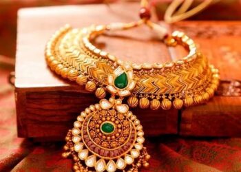 Gold Rates Ease in Kashmir, Wedding Season Buyers Return to Markets