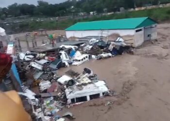 10 killed, several missing as flash floods, landslides batter Poonch