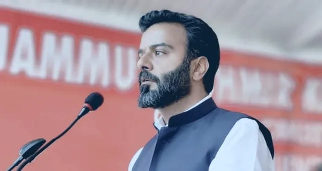 Will answer in few days: Aga Ruhullah on Farooq Abdullah’s resignation remark